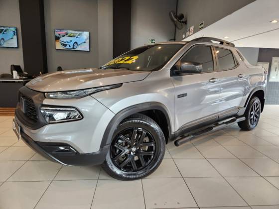 FIAT TORO 2.0 16V TURBO DIESEL ULTRA 4WD AT9 FIAT TORO 2.0 16V TURBO DIESEL ULTRA 4WD AT9